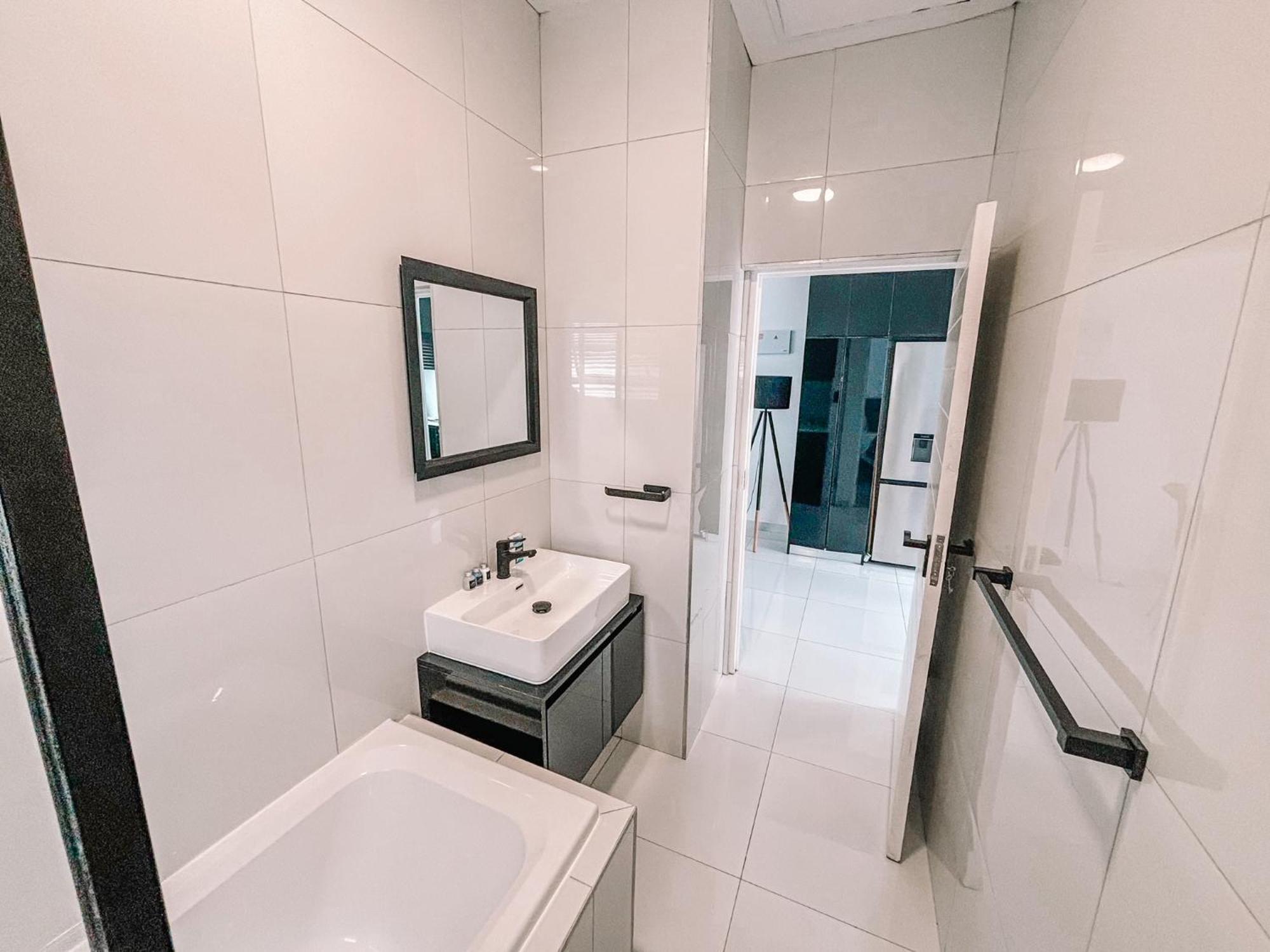 Apartment Greystone Executive
